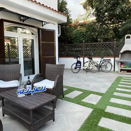 Apartment Il Paradiso Di Via Dante By World